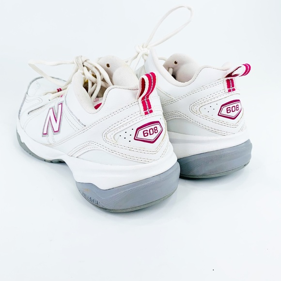 *SOLD* New Balance Women Casual Cross Trainer Shoe - Picture 7 of 16